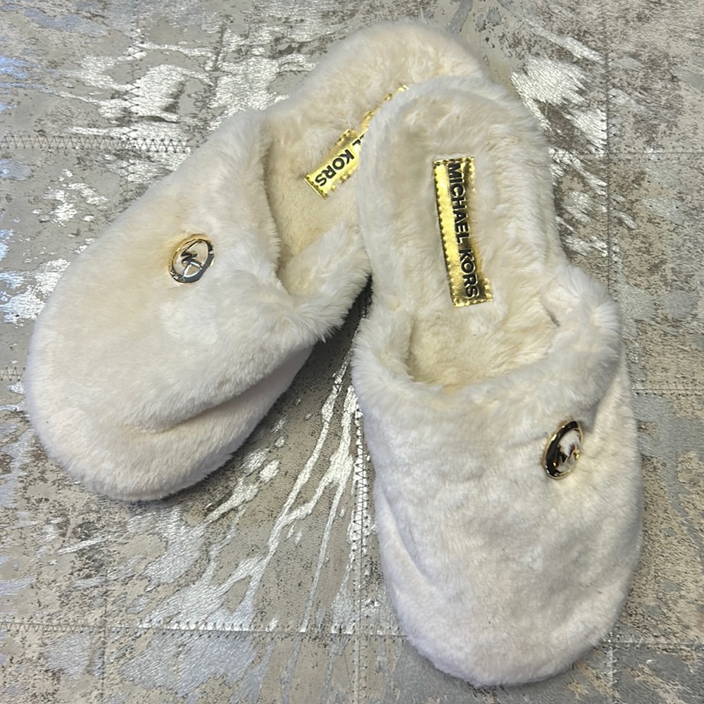 Micheal Kors slippers